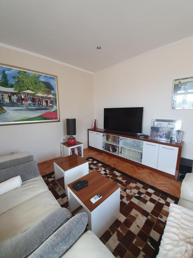 Villa Istrska Kamnita Hisa Soncni Medolino Esterno foto