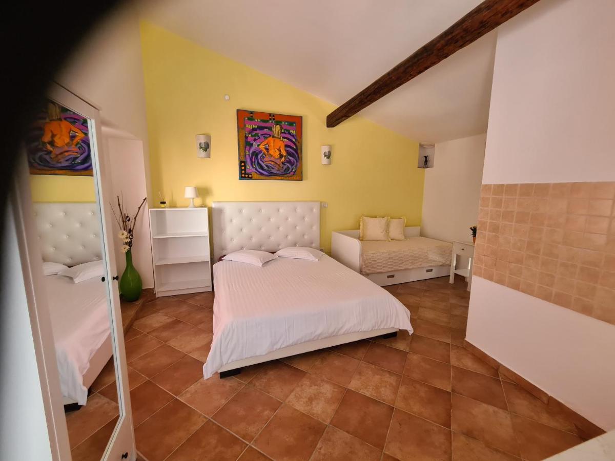 Villa Istrska Kamnita Hisa Soncni Medolino Esterno foto
